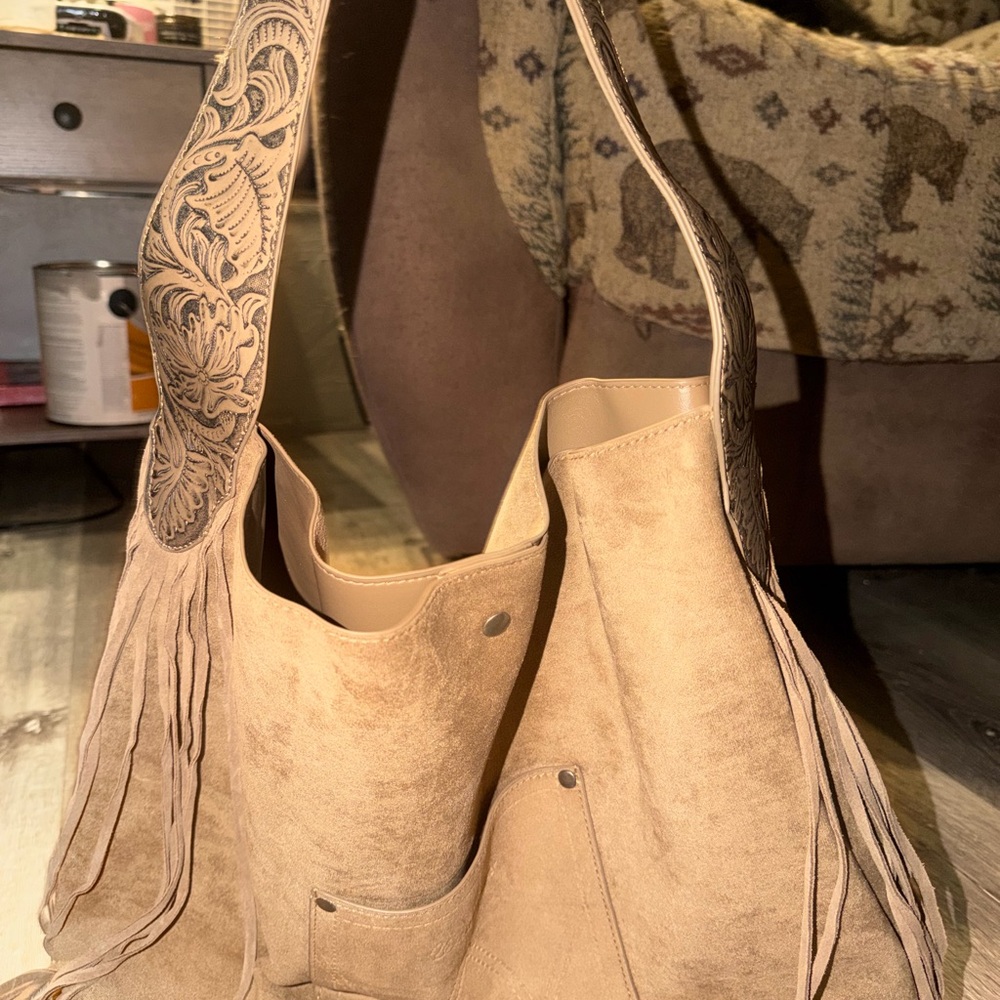 Wrangler Tan Suede Fringe Shoulder Bag with Embossed Strap